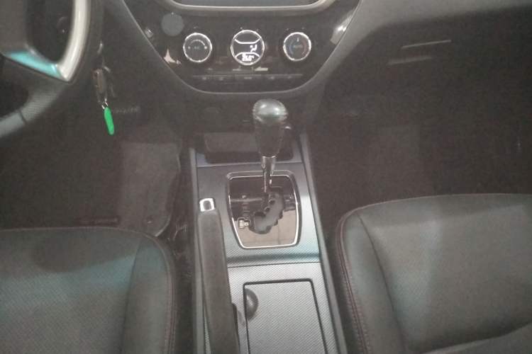 Used Haima M6 2015 1.5T CVT Luxury Model Gear Lever