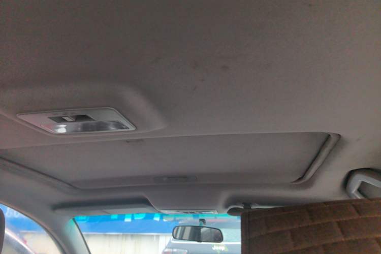 Used Haima M6 2015 1.5T CVT Sporty Smart Model Headliner