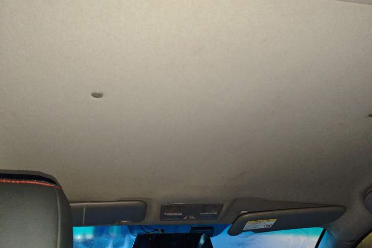 Used Haima M6 2015 1.5T CVT Luxury Model Headliner