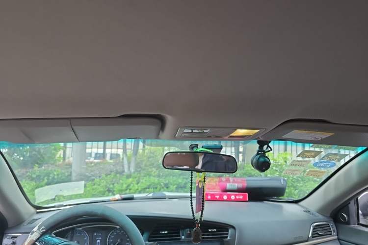 Used Haima M6 2015 1.5T CVT Luxury Model Headliner