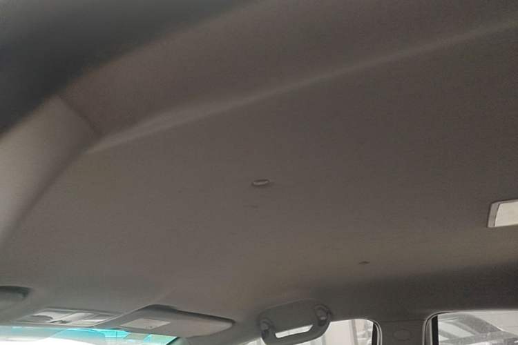 Used Haima M6 2015 1.5T Manual Luxury Model Headliner