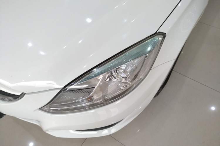 Used Haima M6 2015 1.5T CVT Luxury Model Left Front Headlight
