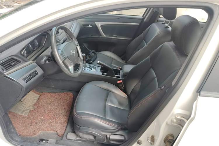 Used Haima M6 2015 1.5T CVT Sporty Smart Model Left Front Seat
