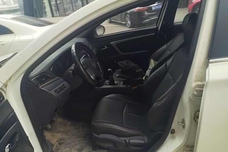 Used Haima M6 2015 1.5T Manual Luxury Model Left Front Seat