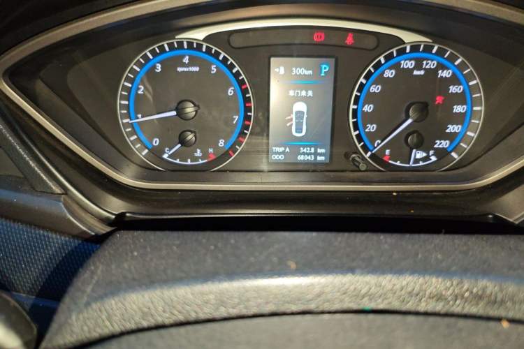 Used Haima M6 2015 1.5T CVT Luxury Model Odometer Close Up