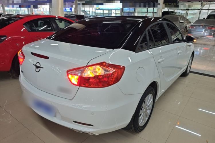 Used Haima M6 2015 1.5T CVT Luxury Model Rear Right 45 Deg