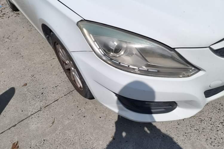Used Haima M6 2015 1.5T CVT Luxury Model Right Front Headlight