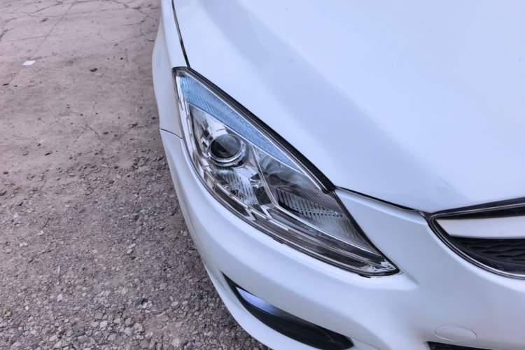 Used Haima M6 2015 1.5T CVT Sporty Smart Model Right Front Headlight