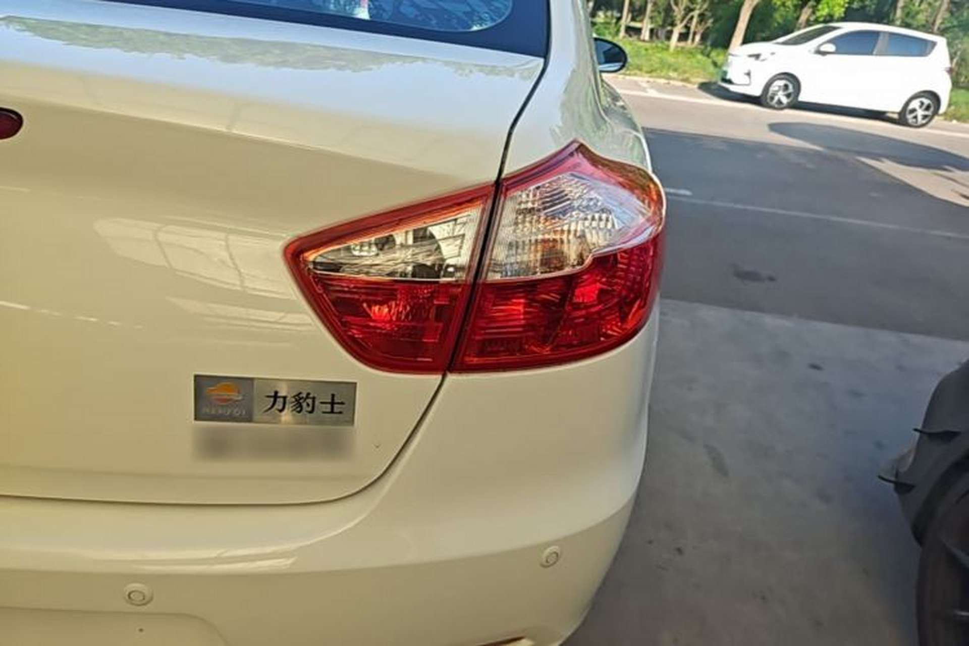 Used Haima M6 2015 1.5T Manual Comfort Model Right Rear Taillight