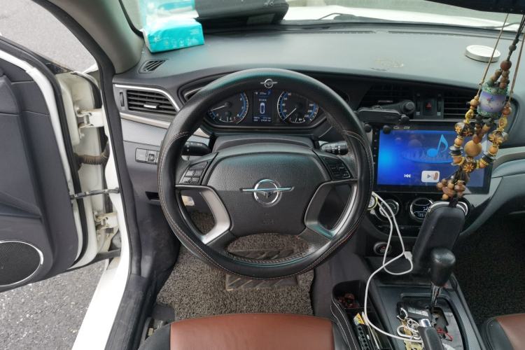 Used Haima M6 2015 1.5T CVT Luxury Model Steering Wheel