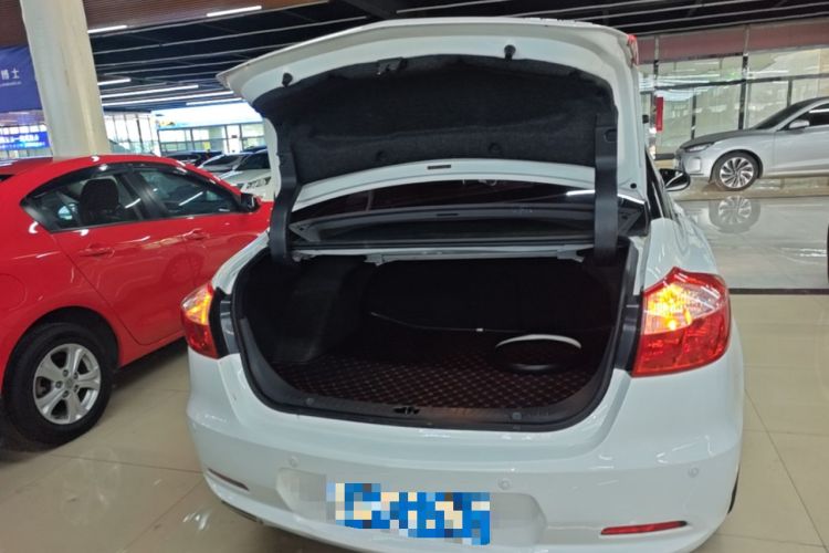 Used Haima M6 2015 1.5T CVT Luxury Model Trunk