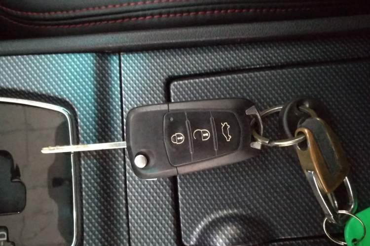 Used Haima M6 2015 1.5T CVT Luxury Model Vehicle Key