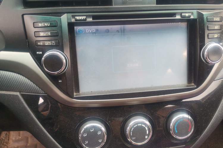 Used Haima M6 2016 1.6L Manual Comfort Model Audio And AC Panel