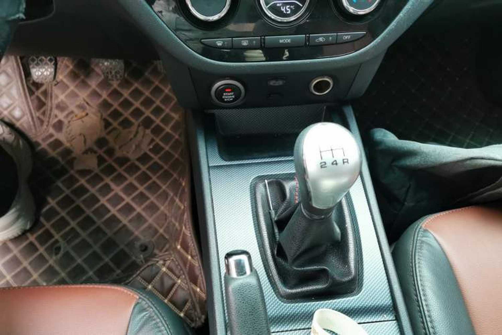 Used Haima M6 2016 1.6L Manual Sports Smart Model Gear Lever