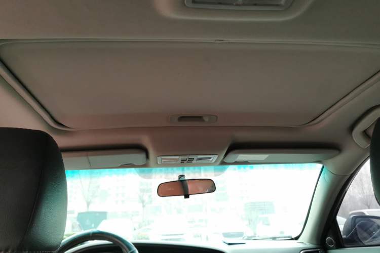 Used Haima M6 2016 1.6L Manual Sports Smart Model Headliner