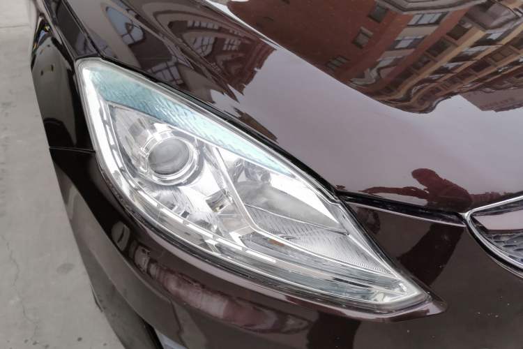 Used Haima M6 2016 1.6L Manual Sports Smart Model Right Front Headlight