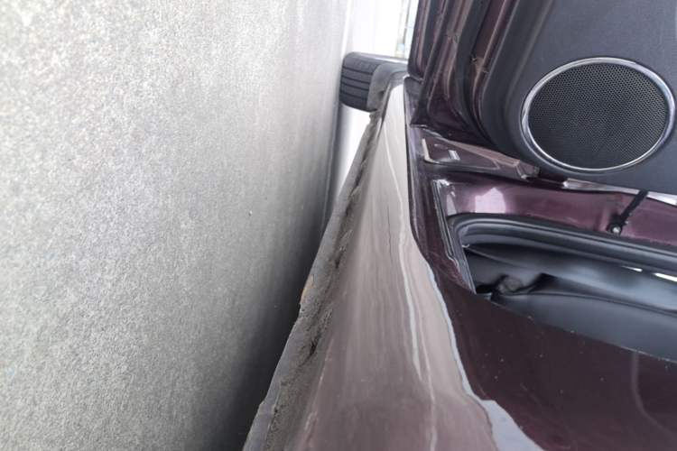 Used Haima M6 2016 1.6L Manual Comfort Model Left Side Sill