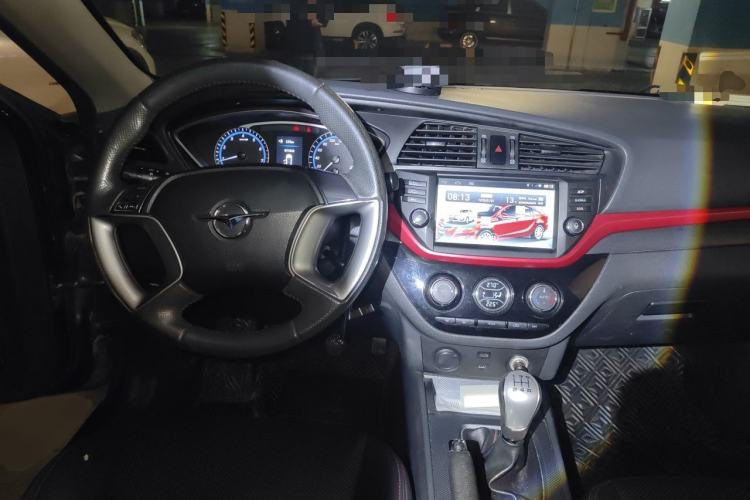 Used Haima M6 2016 1.6L Manual Sports Smart Model Center Console