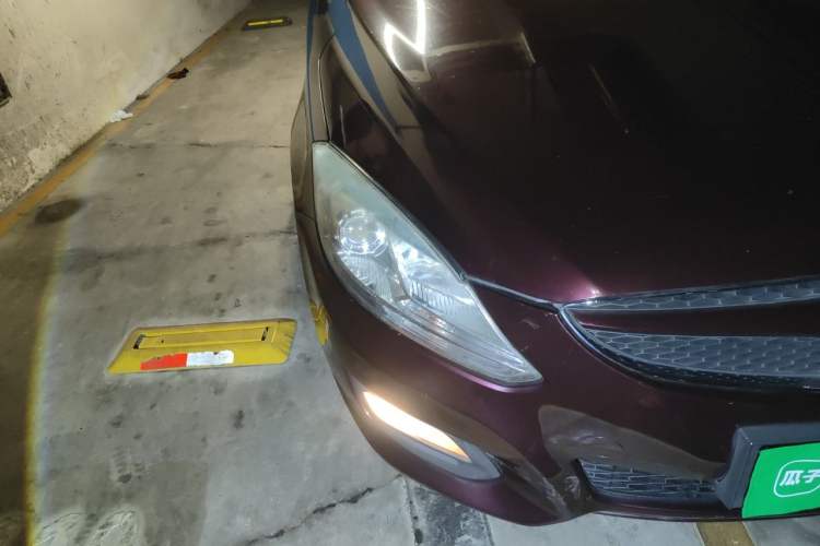 Used Haima M6 2016 1.6L Manual Sports Smart Model Right Front Headlight
