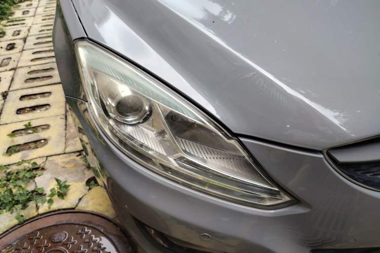 Used Haima M6 2017 1.6L Manual Sport Smart Model Right Front Headlight