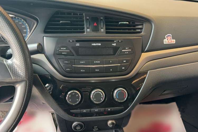 Used Haima M6 2017 1.6L Manual Comfort Model Audio And AC Panel