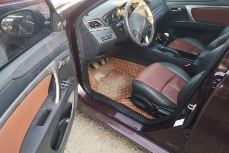 Used Haima M6 2017 1.6L Manual Sport Smart Model Driver Seat