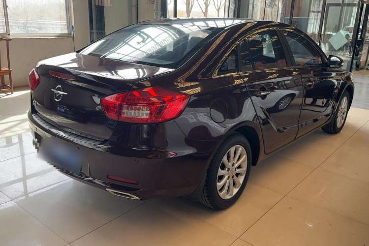 Used Haima M6 2017 1.6L Manual Comfort Model Exterior 3