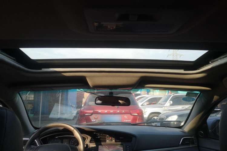 Used Haima M6 2017 1.6L Manual Sport Smart Model Headliner