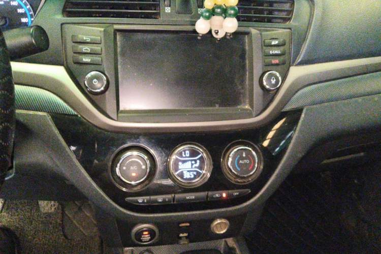 Used Haima M6 2017 1.6L Manual Sport Smart Model Audio And AC Panel