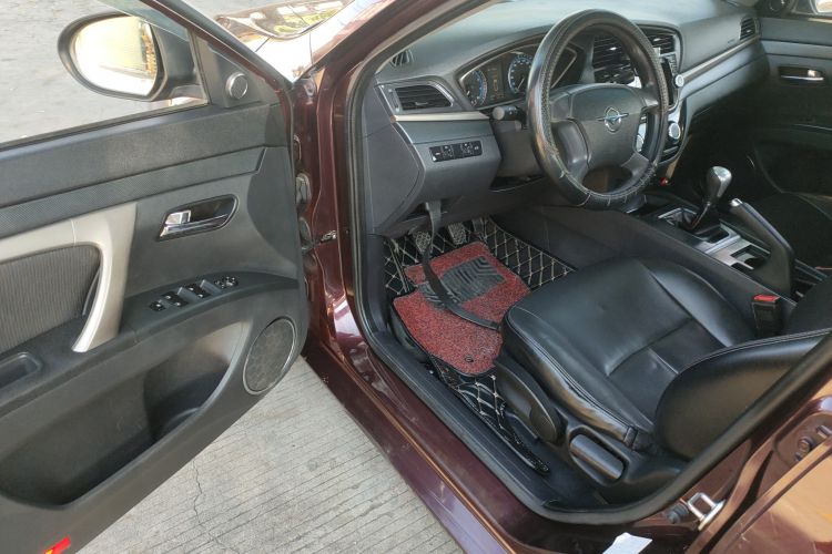 Used Haima M6 2017 1.6L Manual Comfort Model Driver Seat