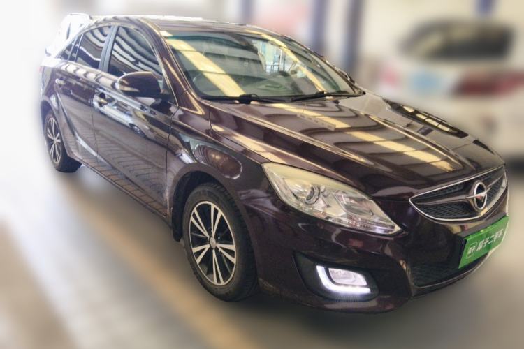 Used Haima M6 2017 1.6L Manual Sport Smart Model Front Right 45 Deg