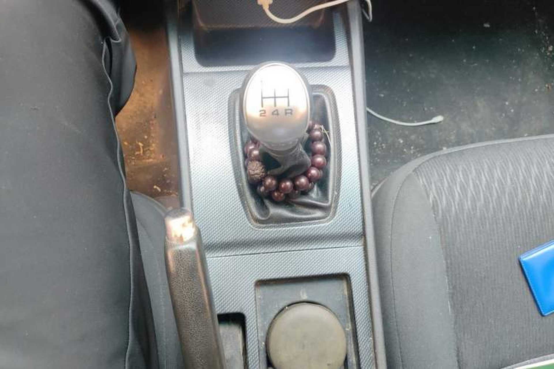 Used Haima M6 2017 1.6L Manual Comfort Model Gear Lever