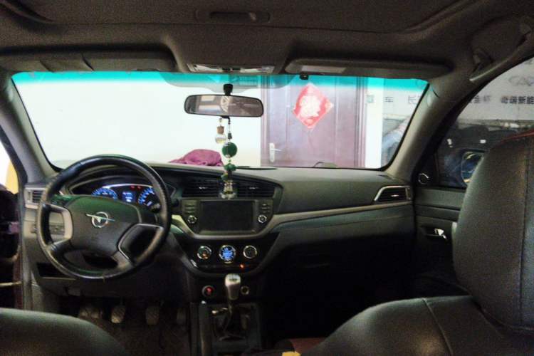 Used Haima M6 2017 1.6L Manual Sport Smart Model Headliner