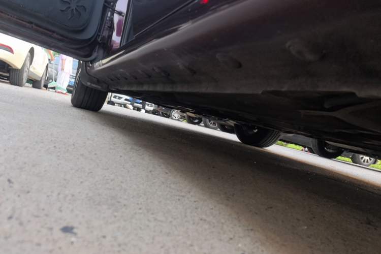 Used Haima M6 2017 1.6L Manual Comfort Model Left Side Sill