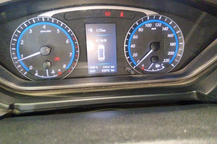 Used Haima M6 2017 1.6L Manual Sport Smart Model Odometer Close Up