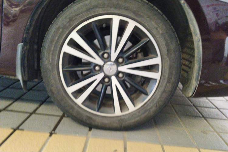 Used Haima M6 2017 1.6L Manual Sport Smart Model Right Front Wheel Hub