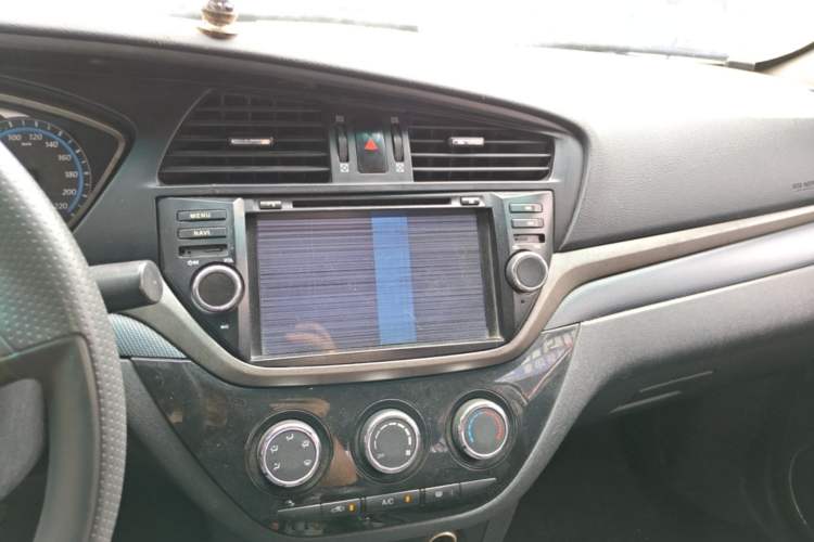 Used Haima M6 2017 1.6L Manual Comfort Model Audio And AC Panel