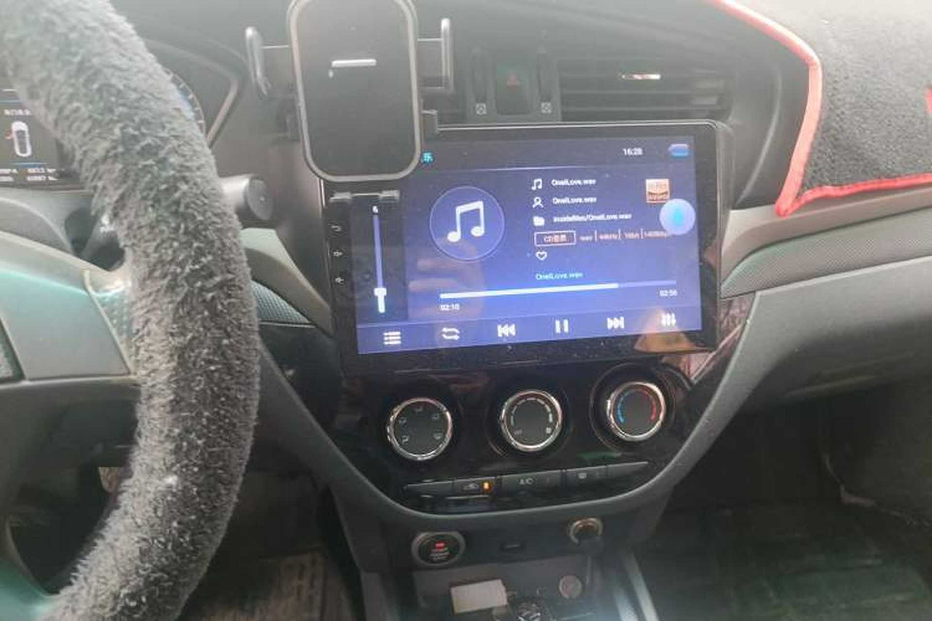 Used Haima M6 2017 1.6L Manual Comfort Model Audio And AC Panel