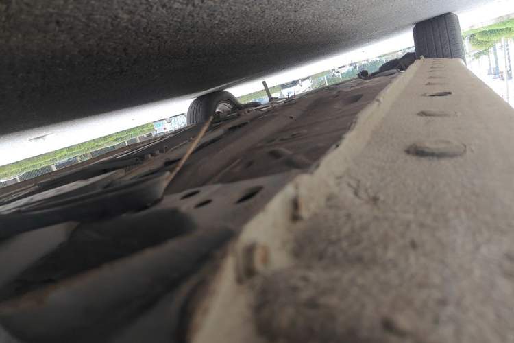 Used Haima M6 2017 1.6L Manual Comfort Model Chassis Front Right