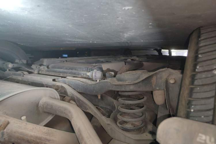 Used Haima M6 2017 1.6L Manual Comfort Model Chassis Rear Left