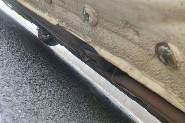 Used Haima M6 2017 1.6L Manual Comfort Model Chassis Rear Left