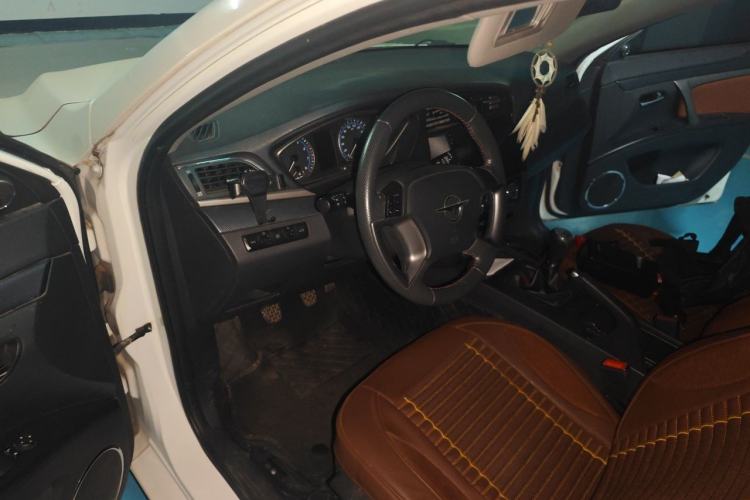 Used Haima M6 2017 1.6L Manual Sport Smart Model Driver Seat