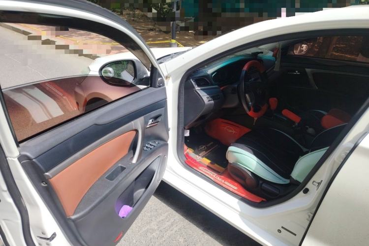 Used Haima M6 2017 1.5T CVT Luxury Model Driver Seat