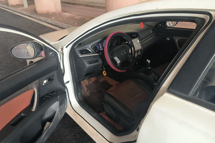 Used Haima M6 2017 1.6L Manual Sport Smart Model Driver Seat