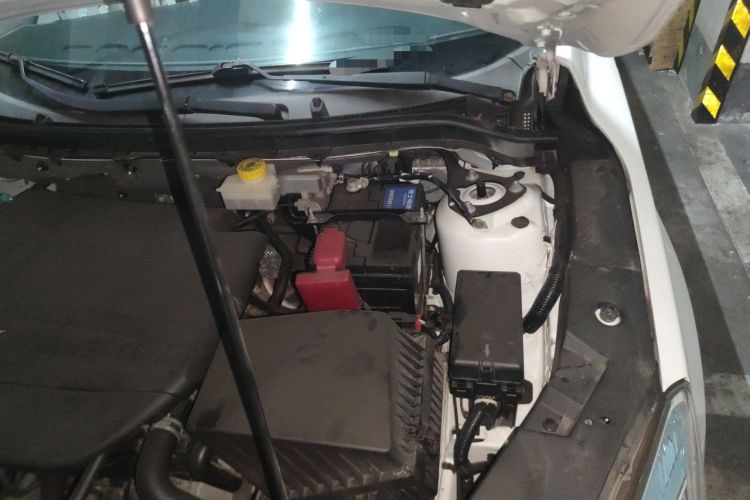 Used Haima M6 2017 1.6L Manual Comfort Model Engine Bay Left