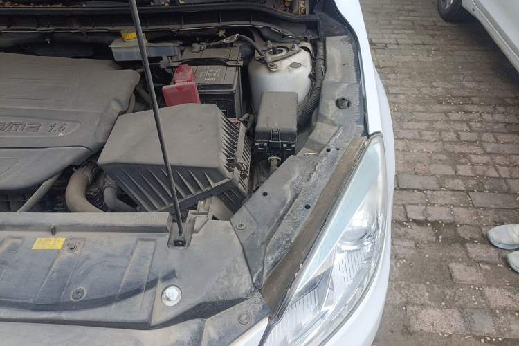 Used Haima M6 2017 1.6L Manual Comfort Model Engine Bay Left