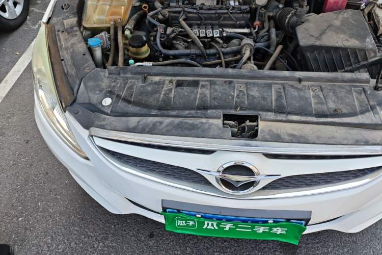 Used Haima M6 2017 1.5T CVT Luxury Model Engine Bay Right
