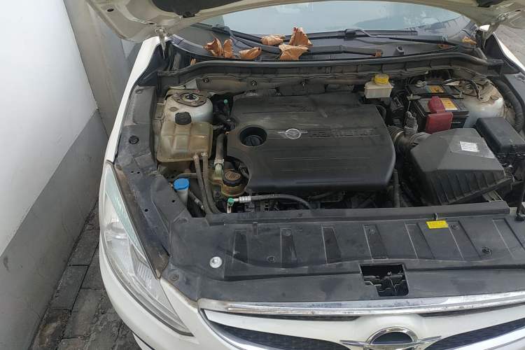 Used Haima M6 2017 1.5T CVT Luxury Model Engine Bay Right