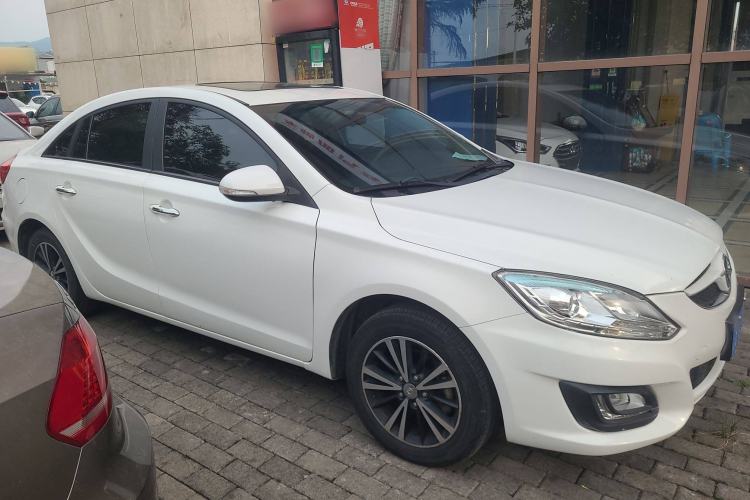 Used Haima M6 2017 1.5T CVT Luxury Model Exterior 2