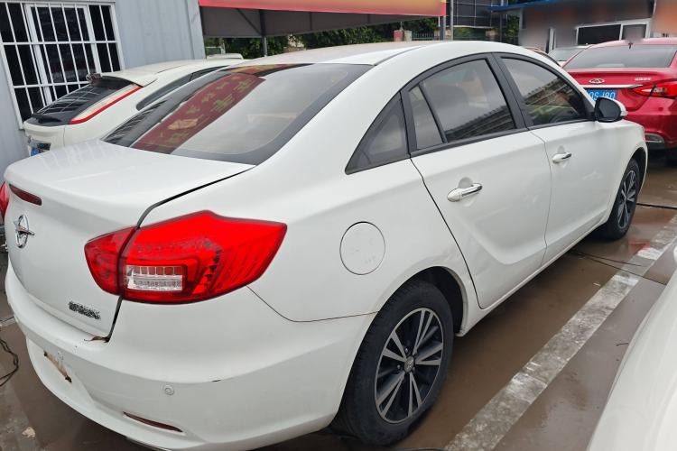 Used Haima M6 2017 1.6L Manual Comfort Model Exterior 3